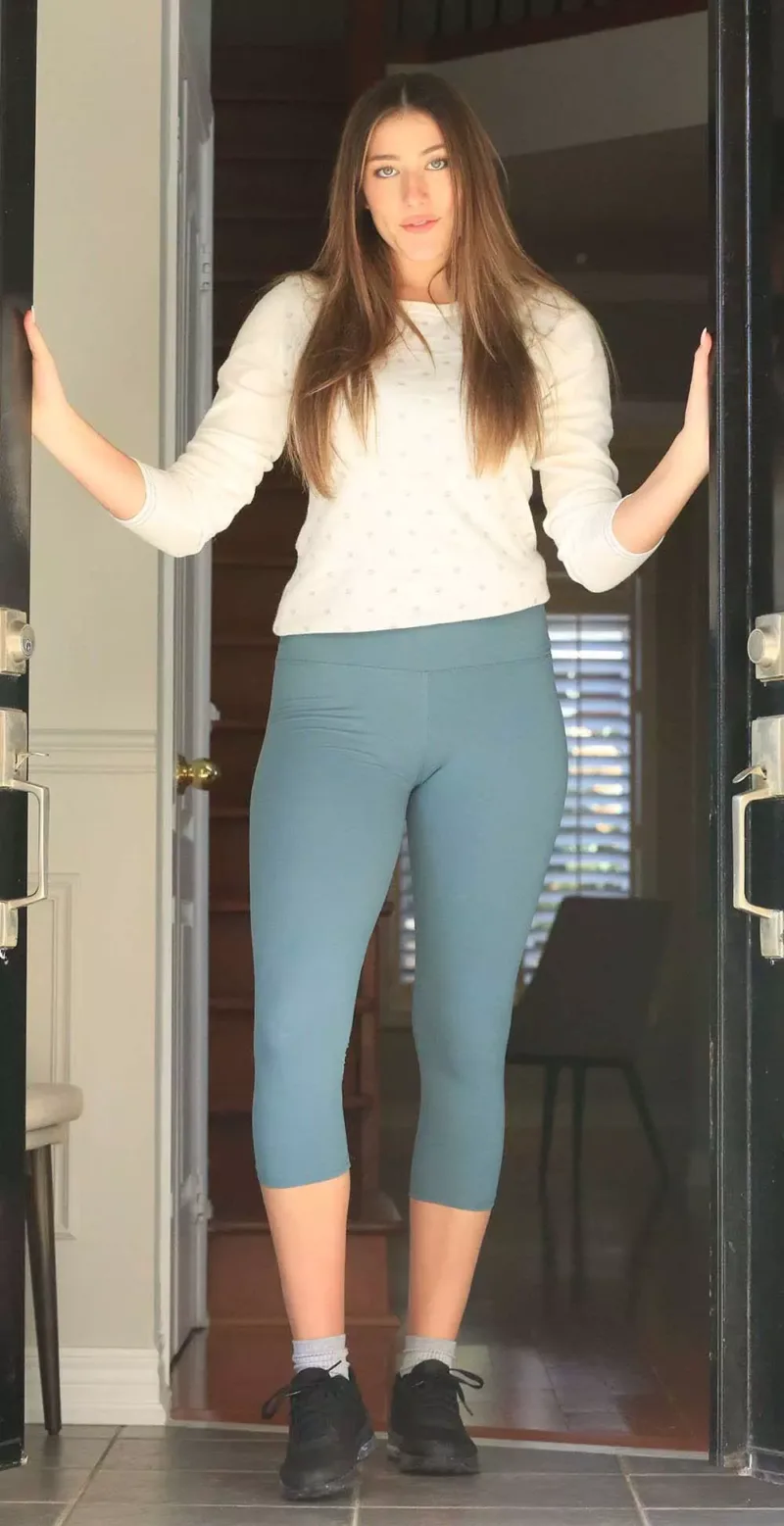 Sea Blue High Waisted Capri Leggings