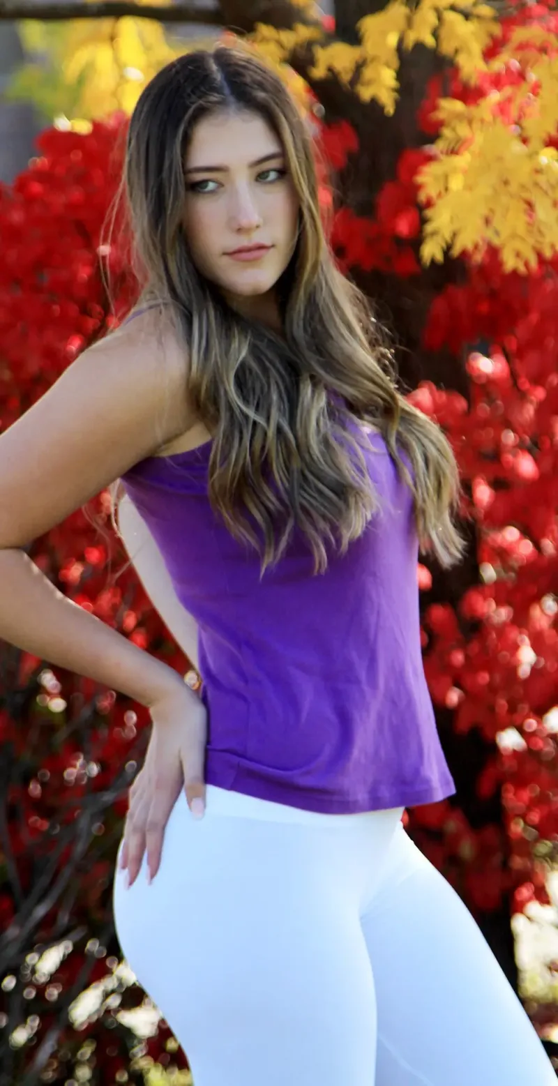 White High Waisted Capri Leggings